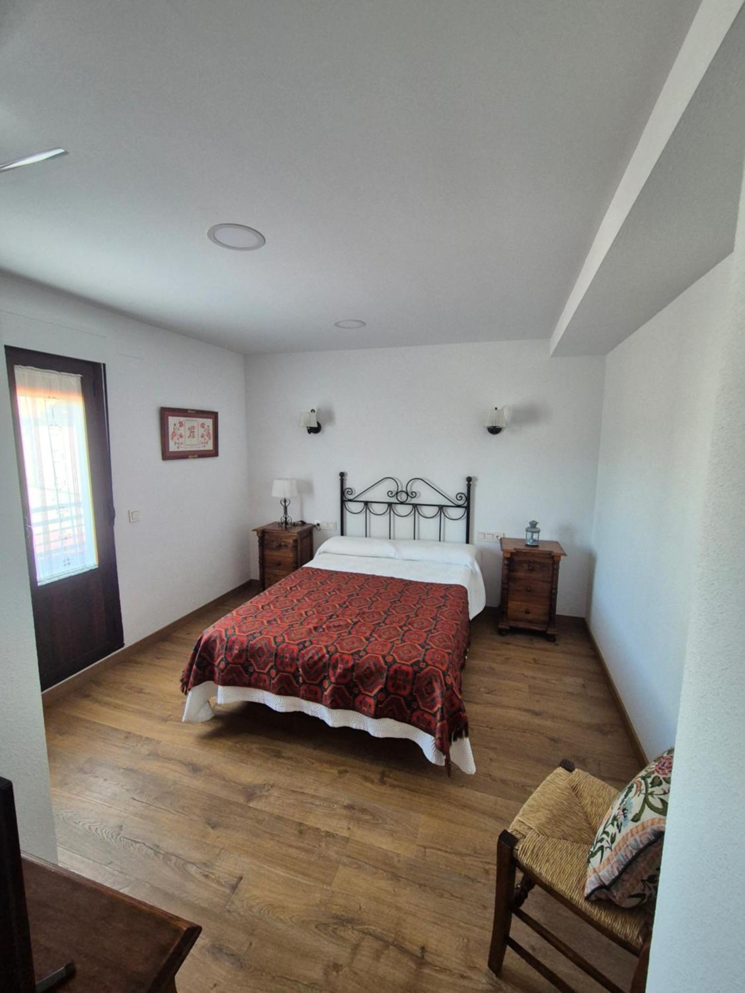 Apartamentos Rio Almar El Cabaco Luaran gambar
