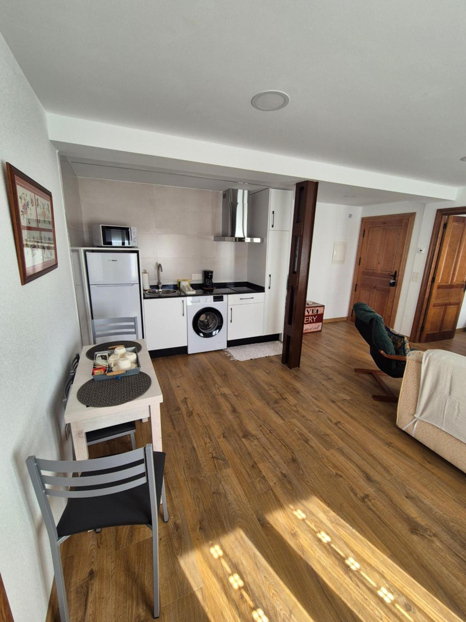 Apartamentos Rio Almar El Cabaco Luaran gambar
